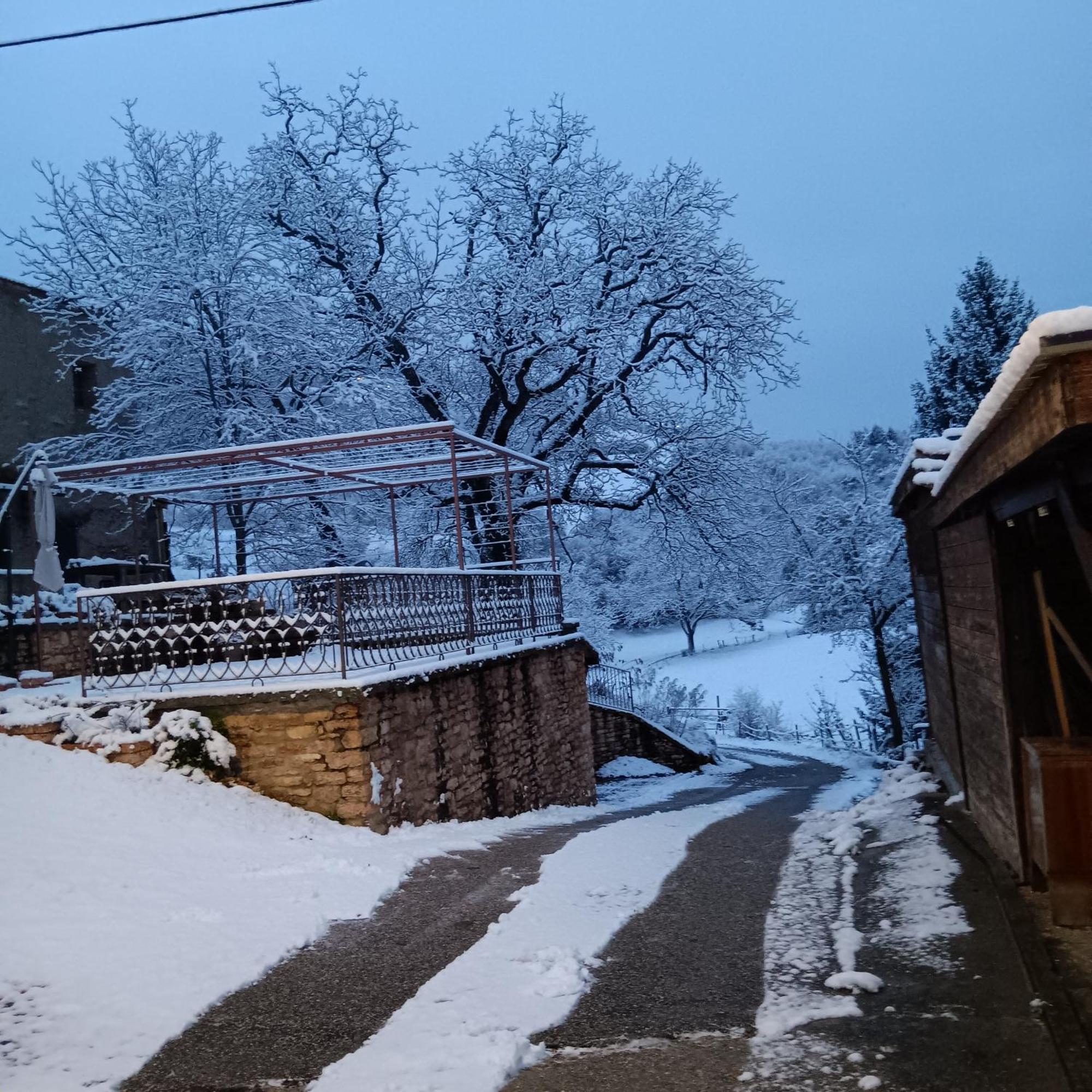 Il Sentiero Bed and Breakfast Cerro Veronese Buitenkant foto